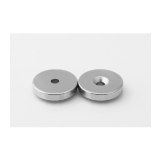 Neodym Magnet unter der Schraube MP 30x(8,5x4,5)x5 N38