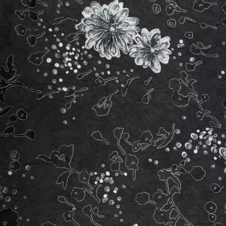 Bestickter Chiffonstoff schwarz glatt Blumenmuster 0,5m